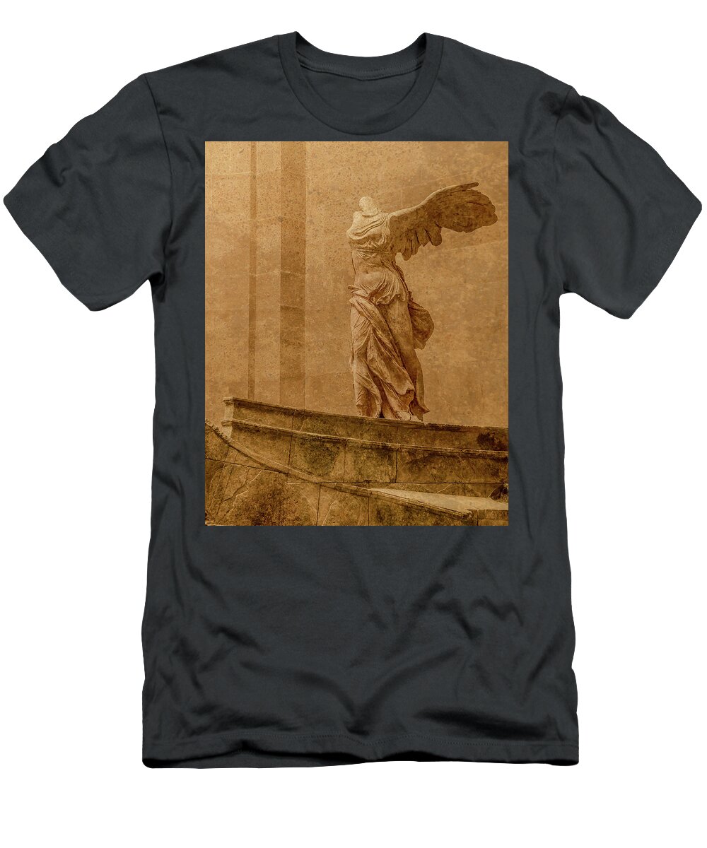 France T-Shirt featuring the photograph Paris, France - Louvre - Winged Victory by Mark Forte