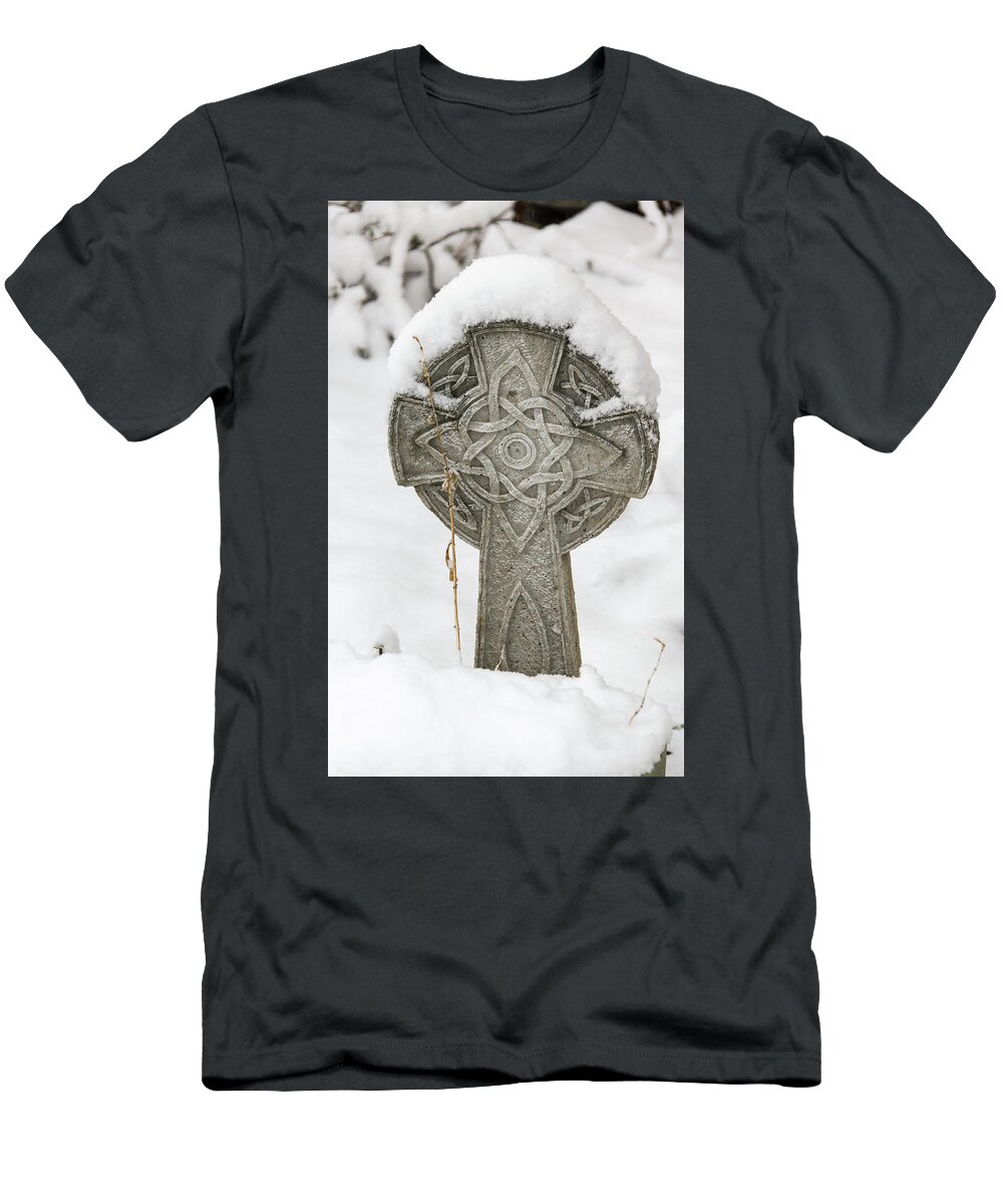 2018 T-Shirt featuring the photograph Winter in Springtime Celtic Cross by Teresa Mucha