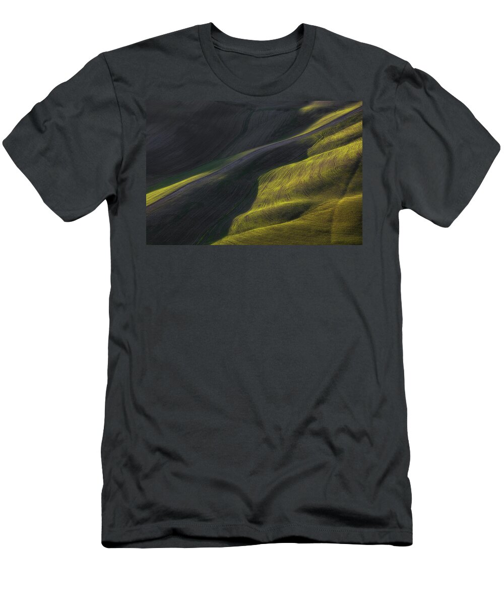 Wheat T-Shirt featuring the photograph Abstract landscape in Tuscany by Stefano Orazzini