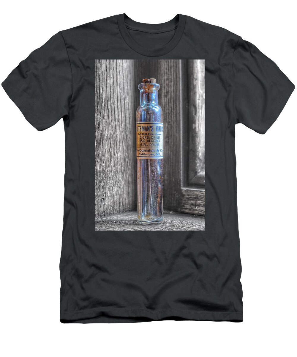 Bateman's Drops T-Shirt featuring the photograph Antique McCormick and Co Baltimore MD Bateman's Drops Opium Bottle by Marianna Mills