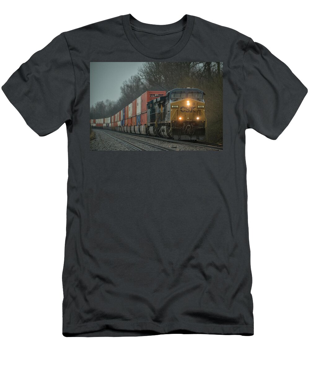 Railroad T-Shirt featuring the photograph CSX Q028 NB at Slaughters Ky by Jim Pearson