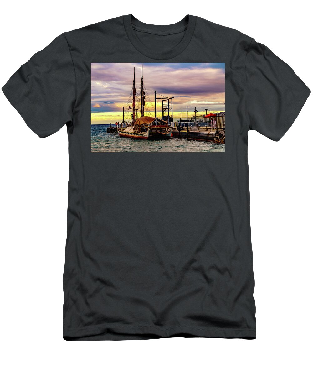 John Bauer T-Shirt featuring the photograph Hokulea Docked by John Bauer