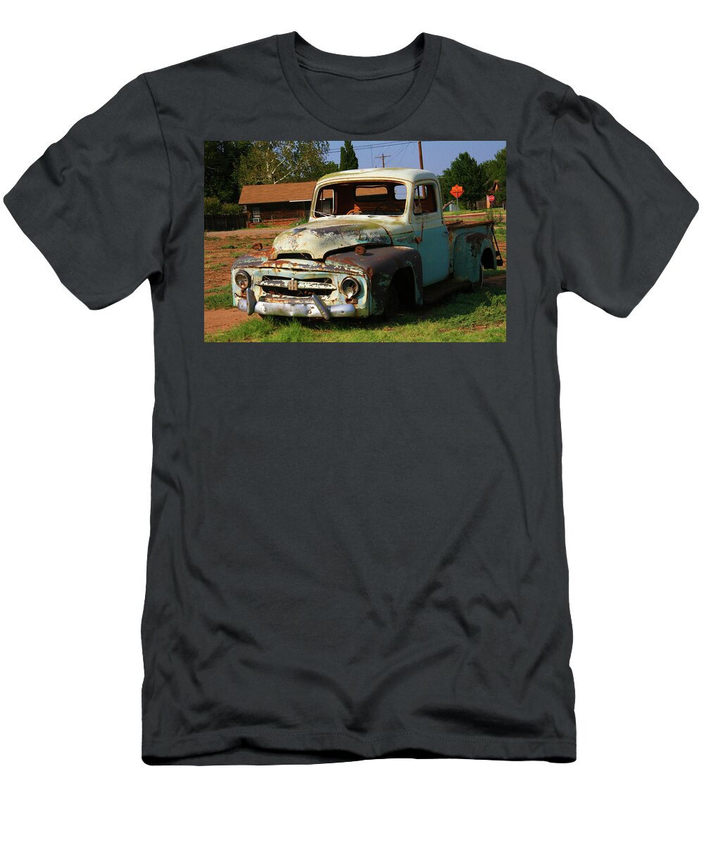 Pickup T-Shirt featuring the photograph I'm still here by Giorgio Tuscani