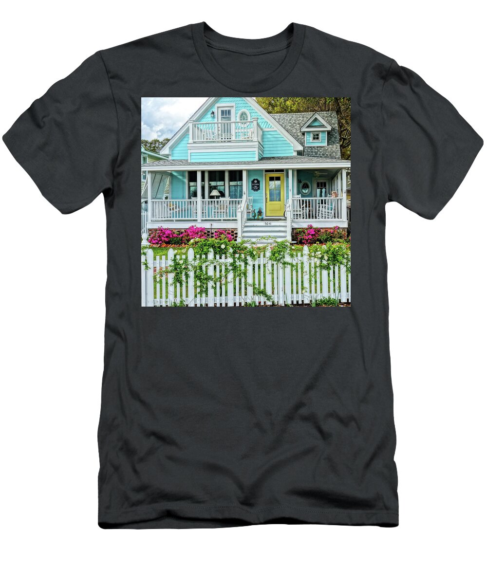 Historic Home T-Shirt featuring the photograph John McKeithan House by Don Margulis
