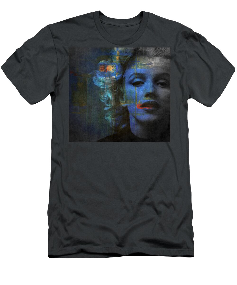Monroe T-Shirt featuring the mixed media Marilyn Monroe - Retro by Paul Lovering