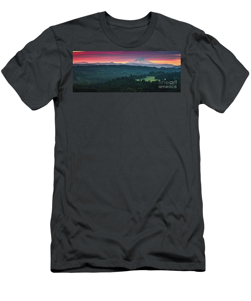 Jonsrud Viewpoint T-Shirt featuring the photograph Mt Hood, Oregon, USA by Henk Meijer Photography