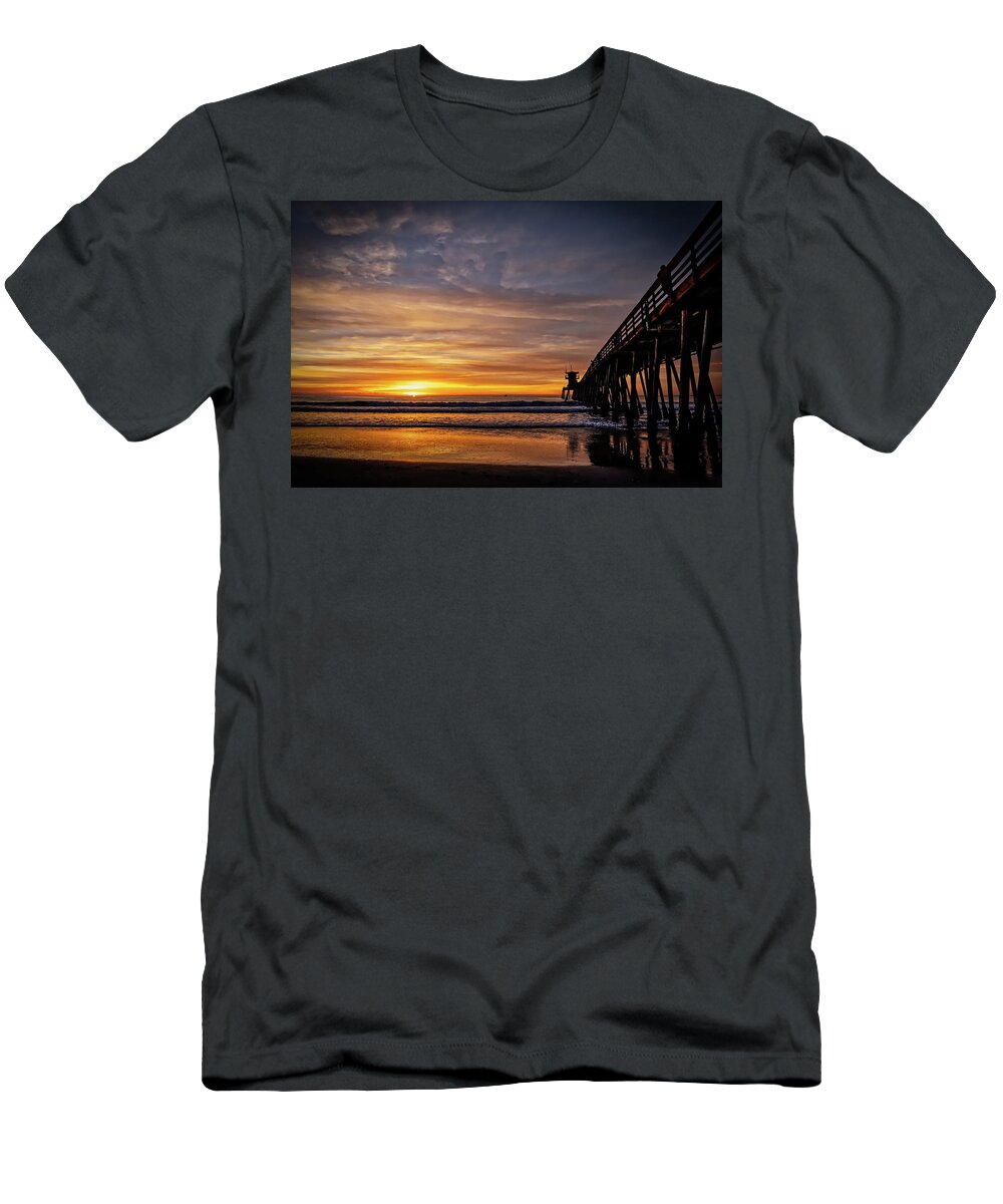 Beach T-Shirt featuring the photograph Pacific Sunset 1 by Bill Chizek