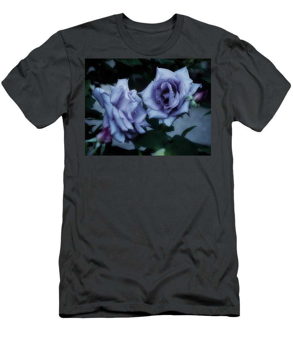 Purple Roses T-Shirt featuring the photograph Romantic Purple Roses by Richard Cummings