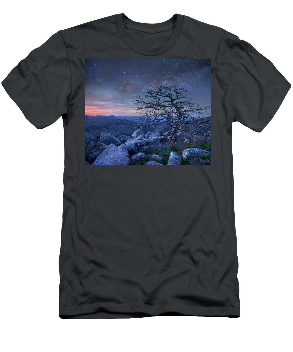 00559646 T-Shirt featuring the photograph Stars Over Pine, Mount Scott by Tim Fitzharris