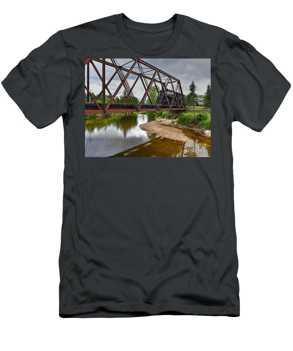 Conway Scenic Railroad T-Shirt featuring the photograph Steam Engine #7470 by Steve Brown