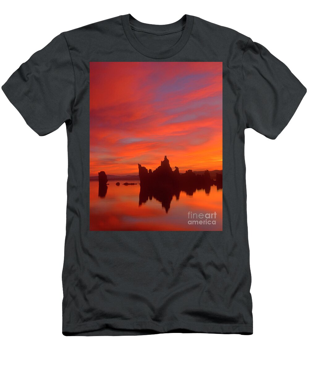 Dave Welling T-Shirt featuring the photograph Sunrise On The South Tufas Mono Lake California by Dave Welling