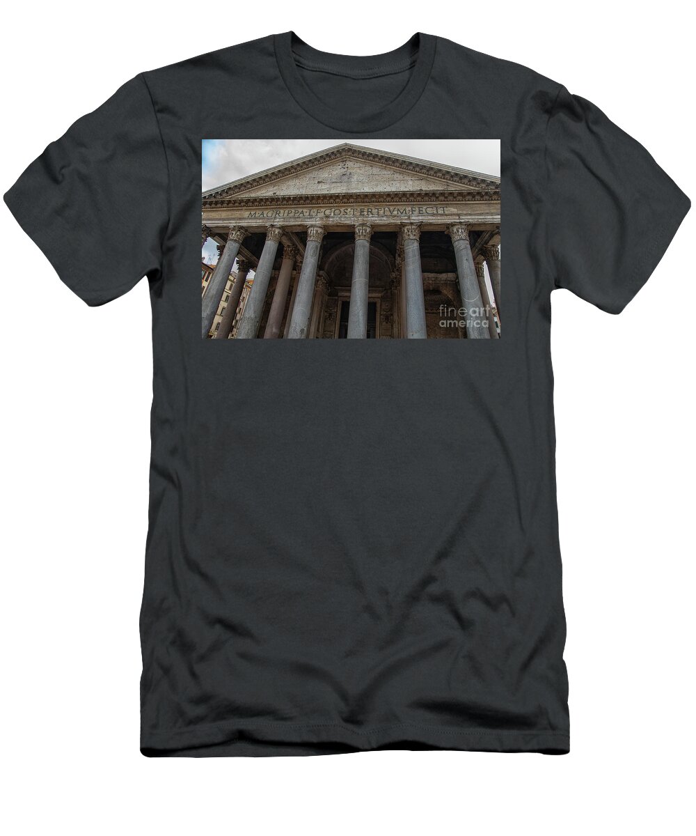 Wayne Moran Photography T-Shirt featuring the photograph The Pantheon Rome Italy Exterior by Wayne Moran
