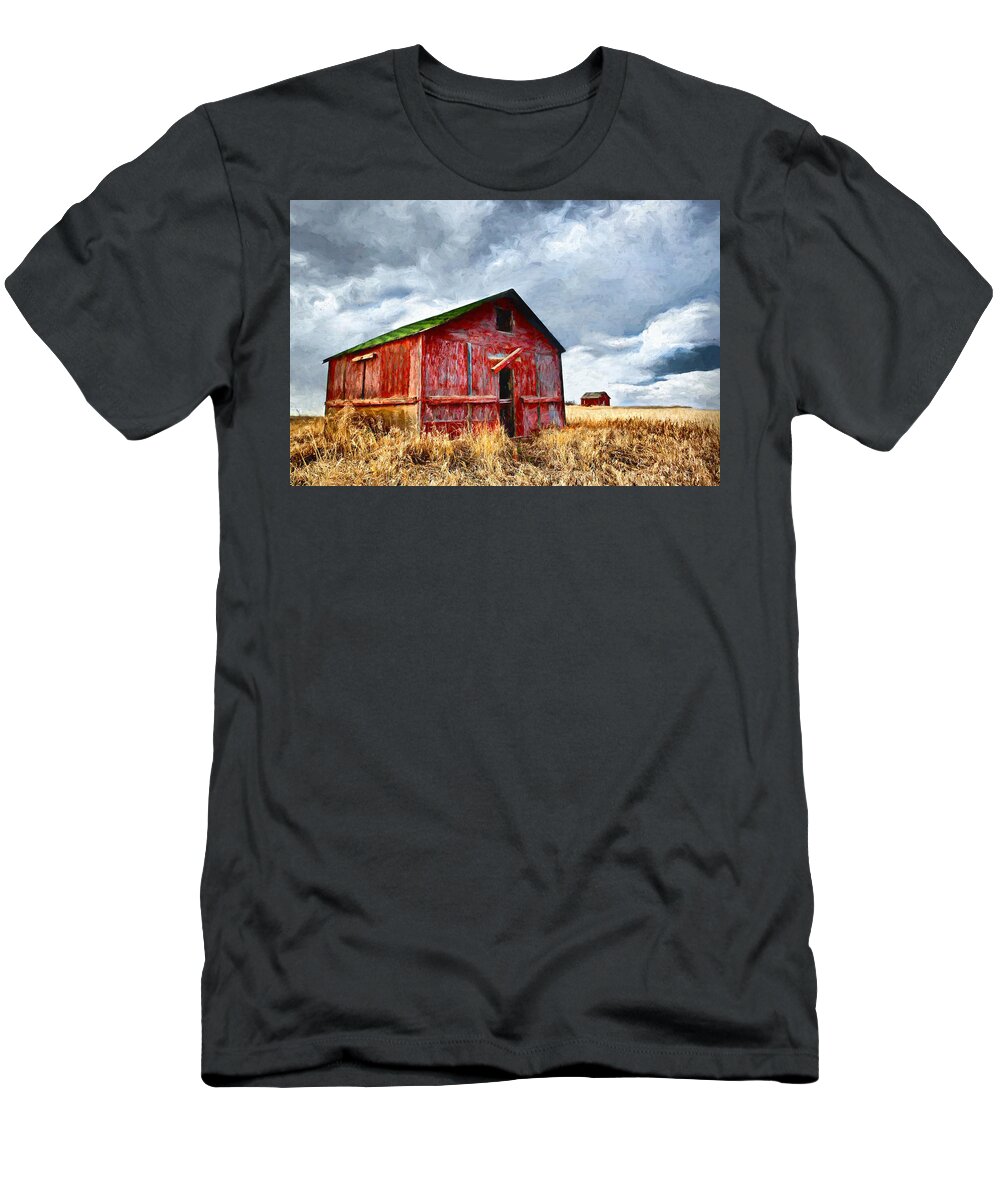 Barn T-Shirt featuring the photograph Weathered by Susan Hope Finley