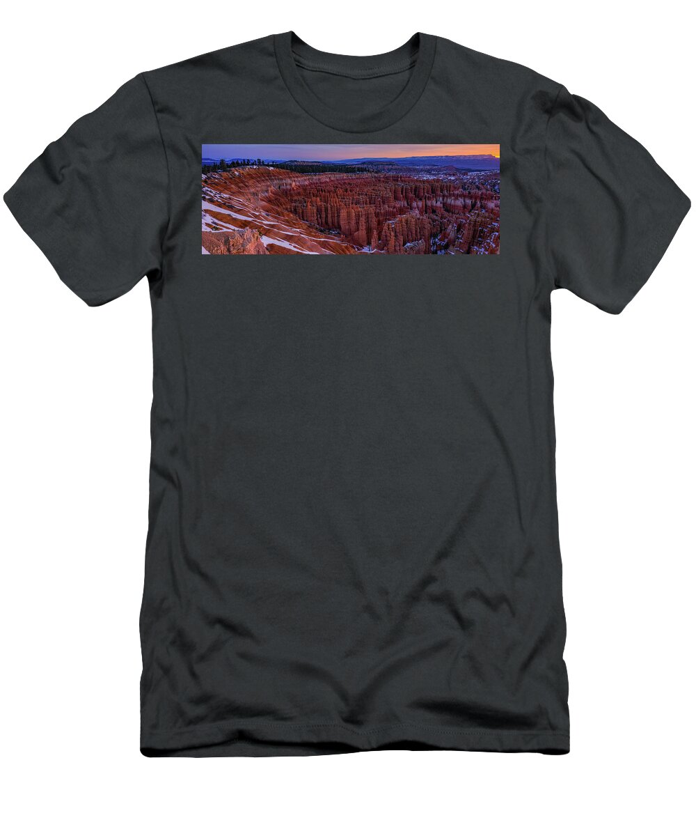 2018 T-Shirt featuring the photograph Inspiration Point #1 by Edgars Erglis