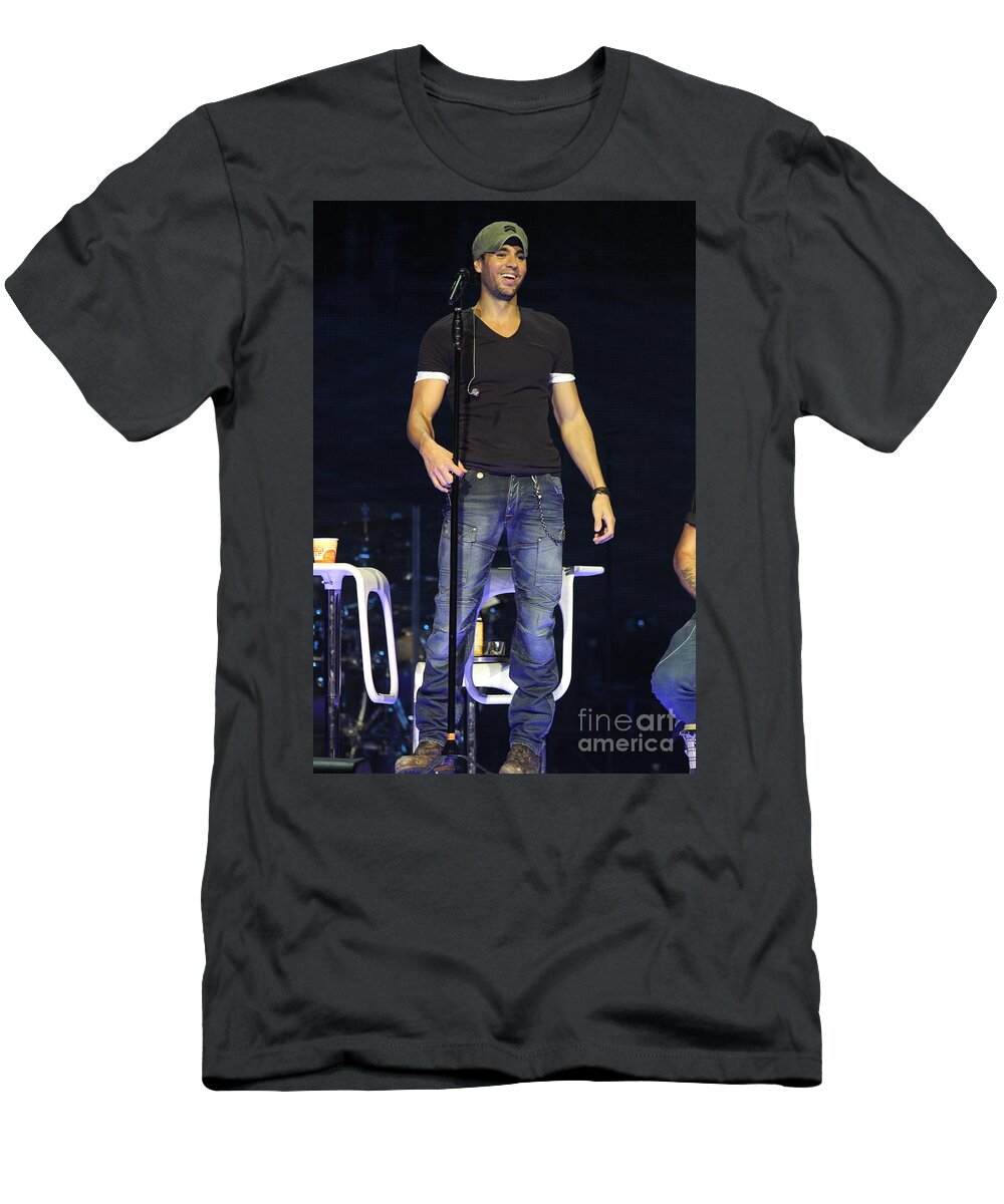 Enrique Iglesias #13 T-Shirt by Concert Photos - Pixels