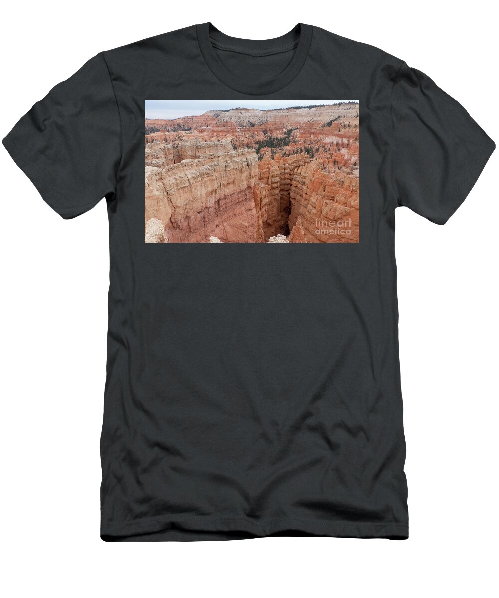 America T-Shirt featuring the photograph Bryce Canyon NP #5 by Rod Jones