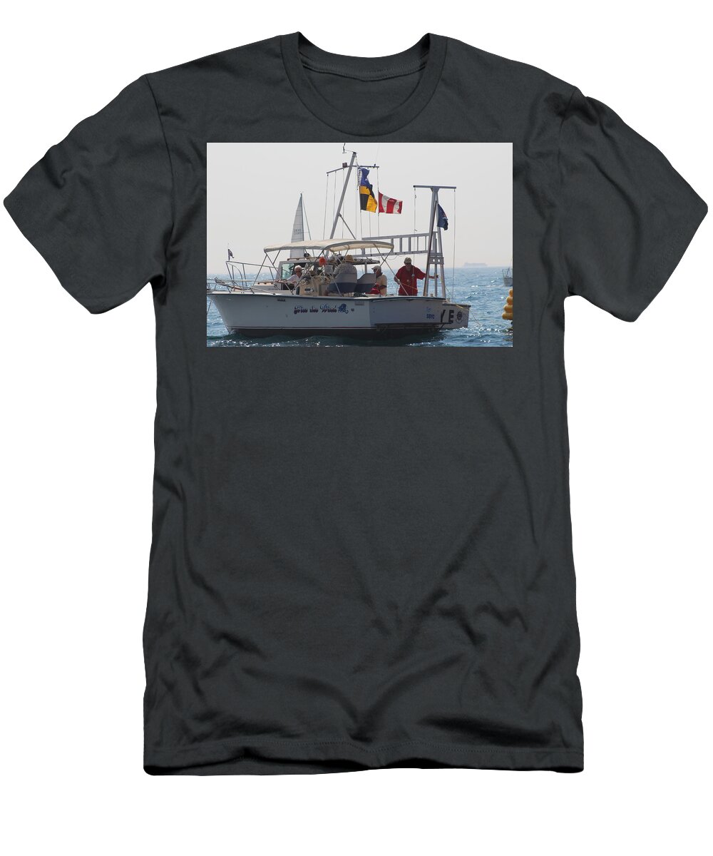  T-Shirt featuring the photograph The race #5 by Jean Wolfrum