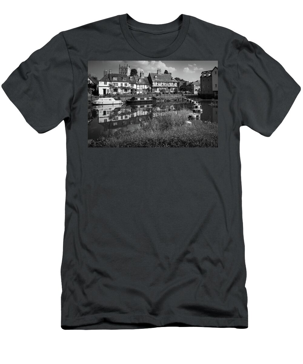 Britain T-Shirt featuring the photograph Picturesque Gloucestershire - Tewkesbury #9 by Seeables Visual Arts