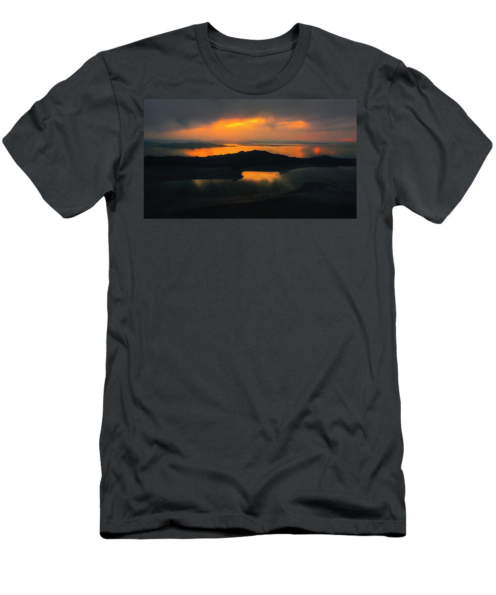 Utah T-Shirt featuring the photograph Antelope's Last Light by Ryan Manuel