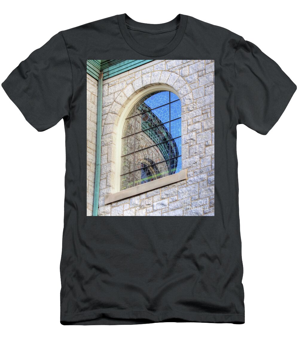 Harrisburg T-Shirt featuring the photograph Beautiful Reflection by Geoff Crego