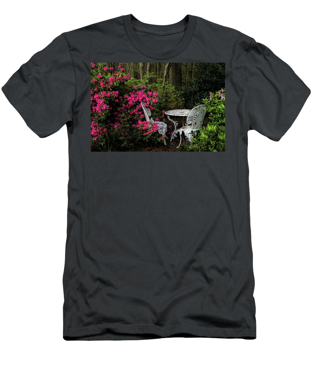 Cafe De Jardin T-Shirt featuring the photograph Cafe de Jardin by Ola Allen