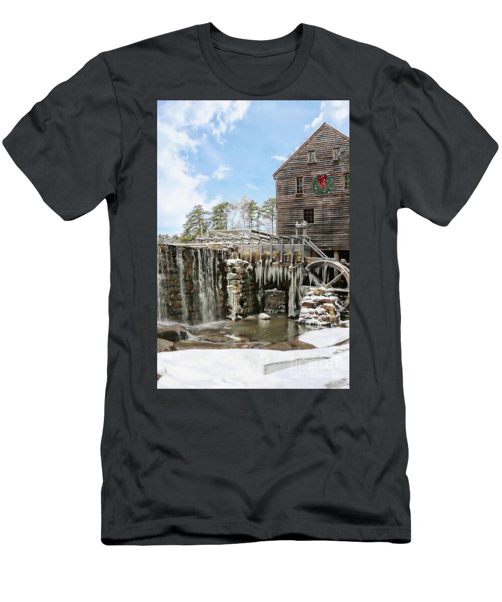 Yates Mill Pond T-Shirt featuring the photograph Christmas at Yates Mill Pond by Benanne Stiens