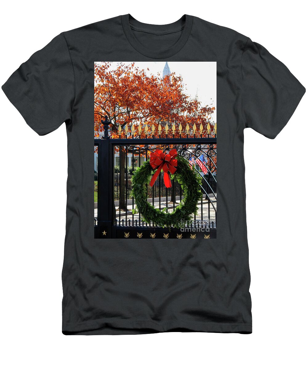 Christmas T-Shirt featuring the photograph Christmas in Washington DC by William Kuta