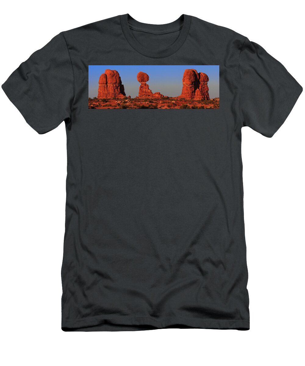 Classic T-Shirt featuring the photograph Classic Arches by Chad Dutson