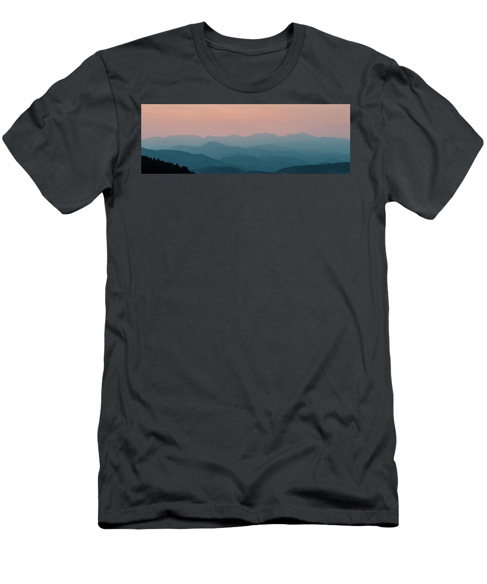 Mountains T-Shirt featuring the photograph Colorado Smoky Mountains by Stephen Holst