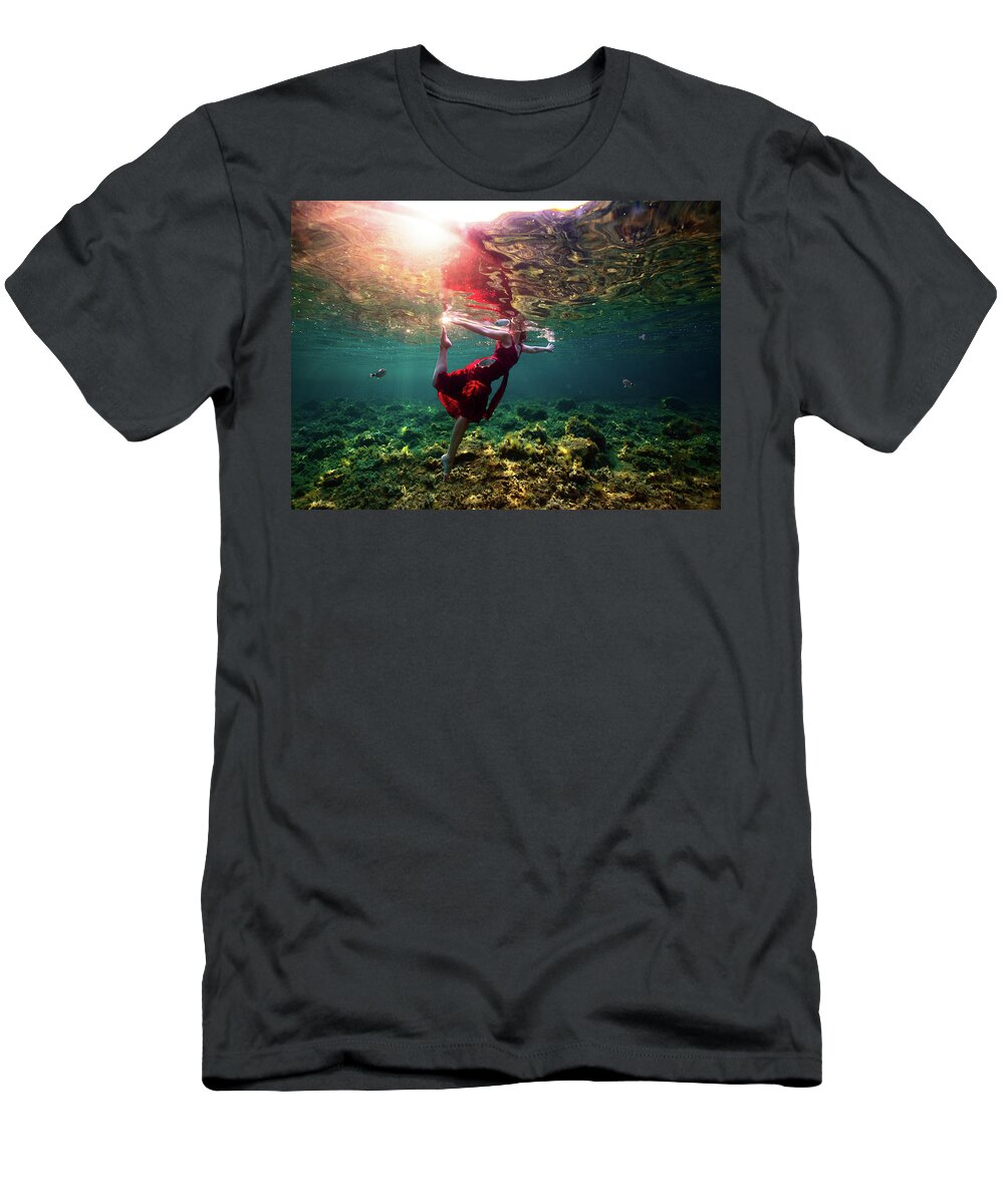 Underwater T-Shirt featuring the photograph Dancing II by Gemma Silvestre