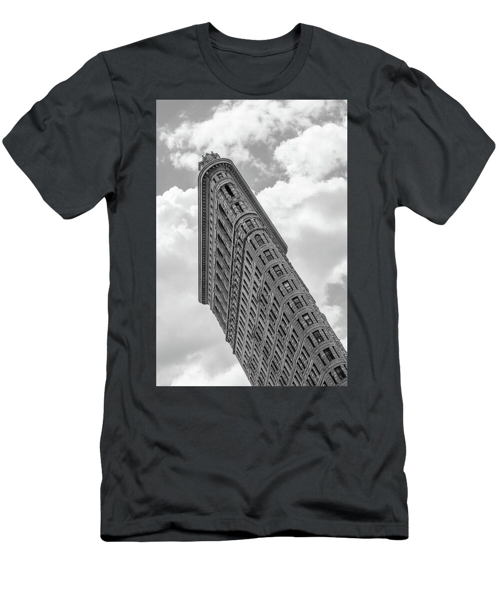 New York T-Shirt featuring the photograph Flatiron facade by Alberto Zanoni