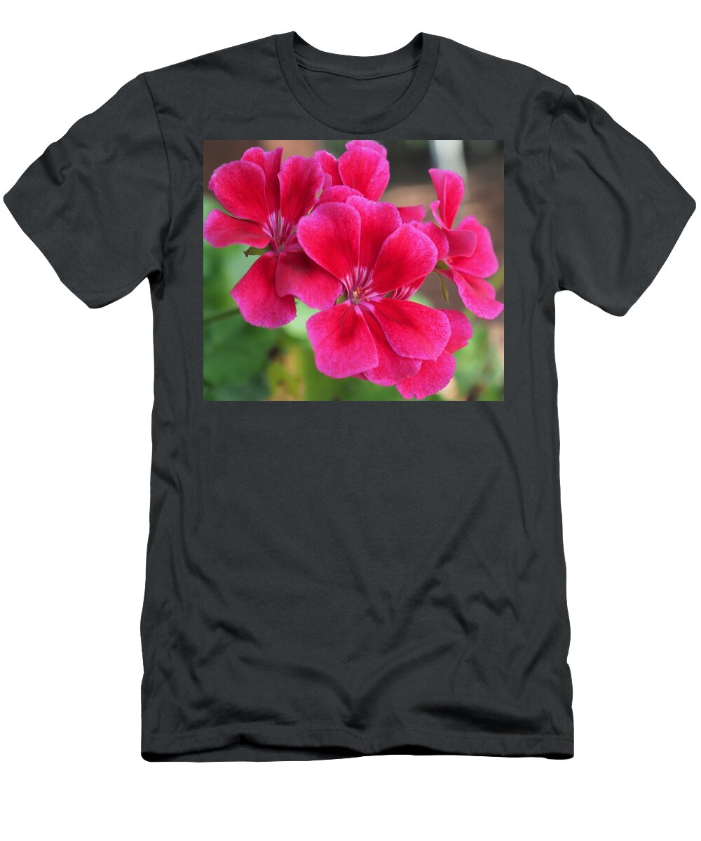 Red T-Shirt featuring the photograph Flower in bloom 6 by C Winslow Shafer