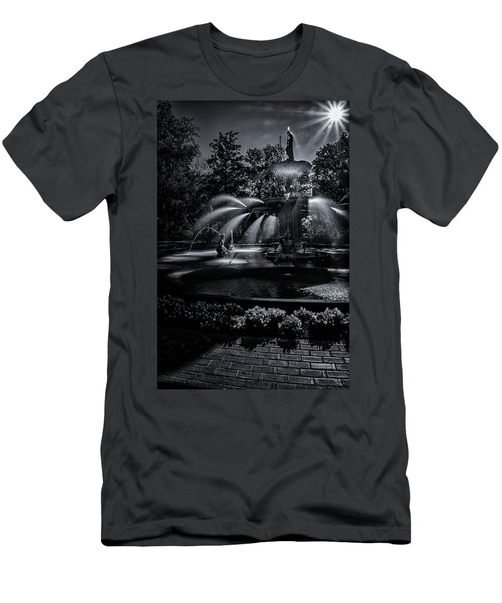 Marietta Georgia T-Shirt featuring the photograph Forsyth Fountain III by Tom Singleton