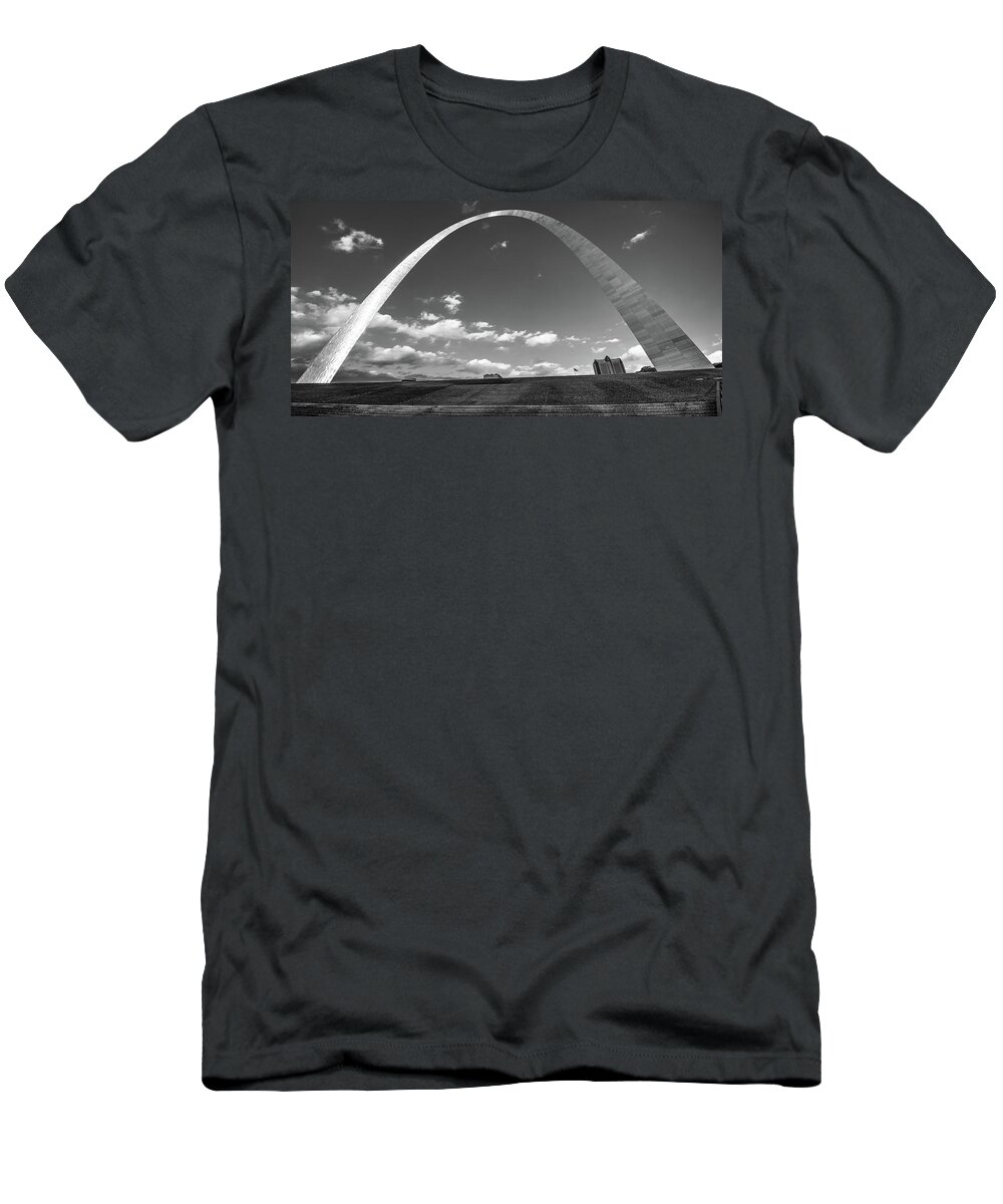 Saint Louis T-Shirt featuring the photograph Gateway Arch Monochrome Panorama - Saint Louis Missouri by Gregory Ballos