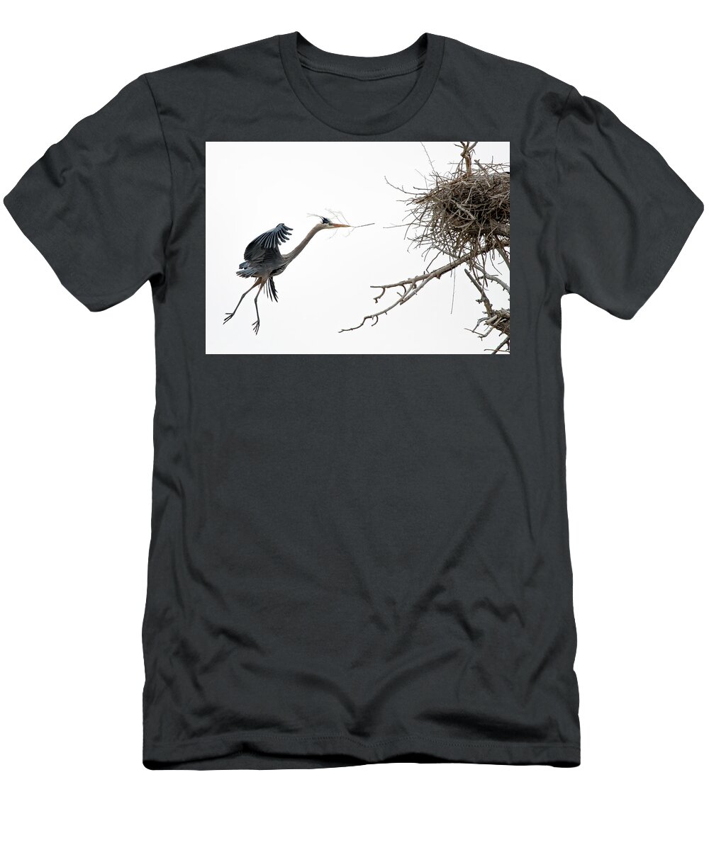 Stillwater Wildlife Refuge T-Shirt featuring the photograph Great Blue Heron 7 by Rick Mosher