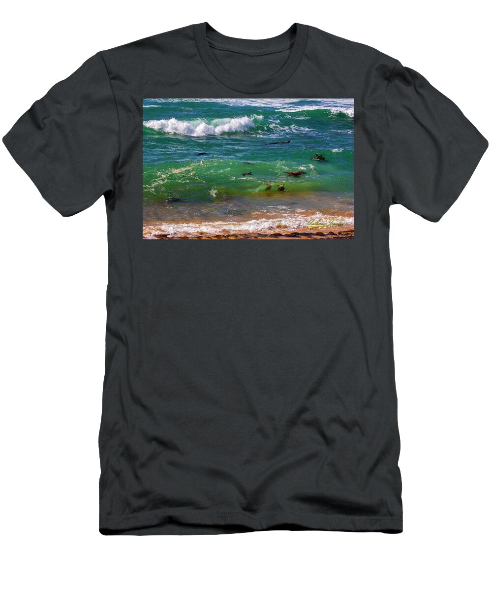 Honu T-Shirt featuring the photograph Honu Playground by Anthony Jones