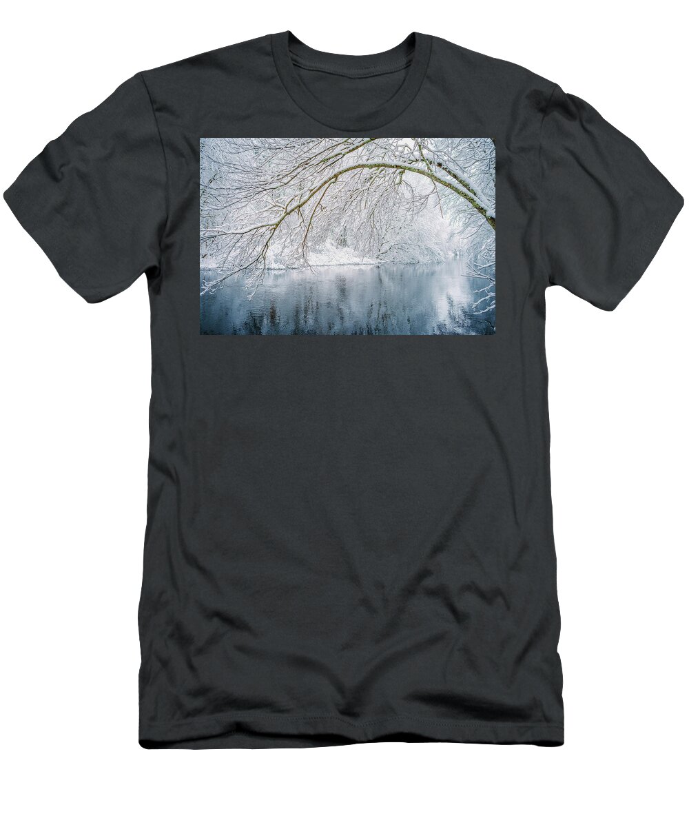 New Hampshire T-Shirt featuring the photograph Isinglass Winter by Jeff Sinon