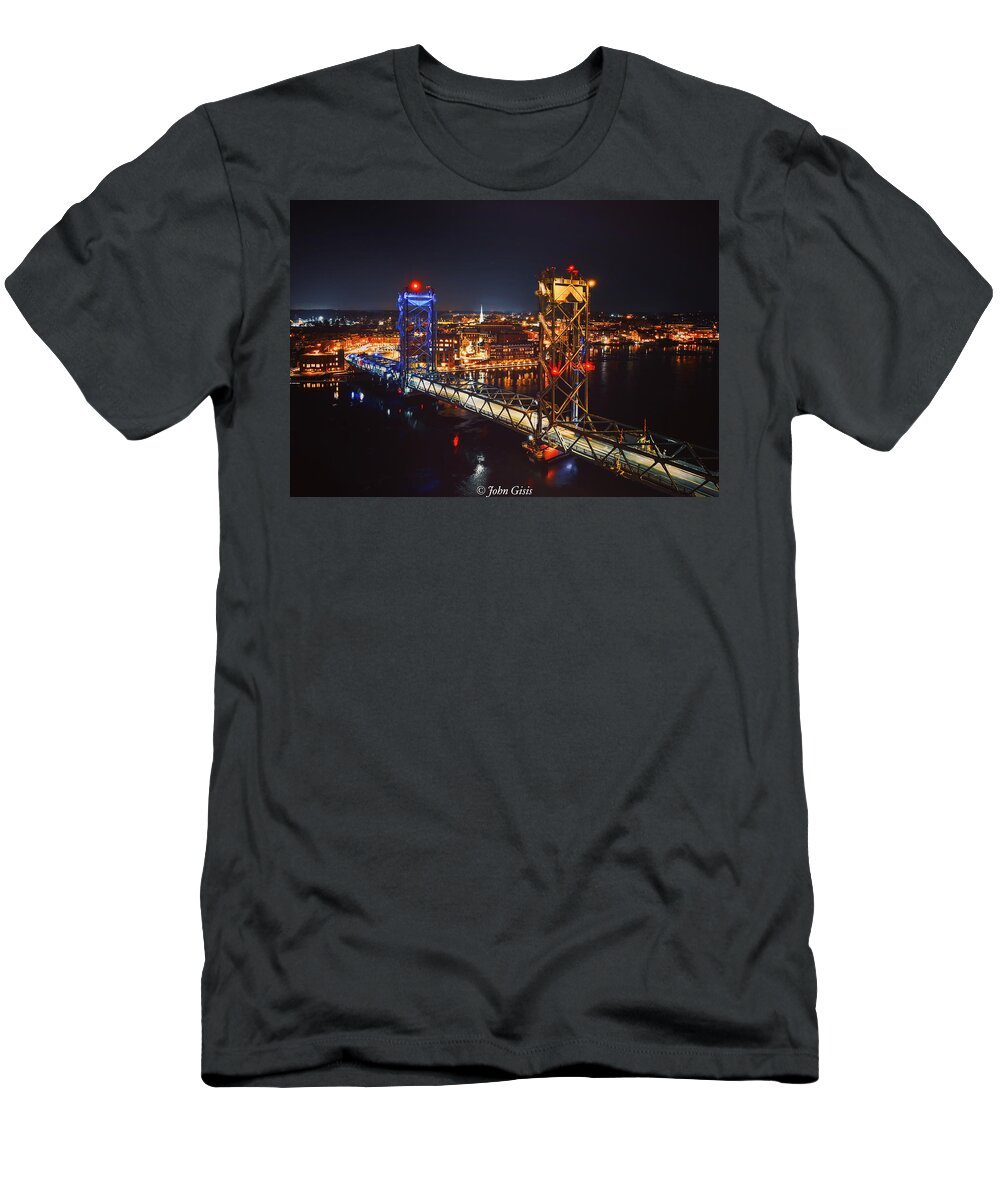  T-Shirt featuring the photograph Memorial Bridge by John Gisis