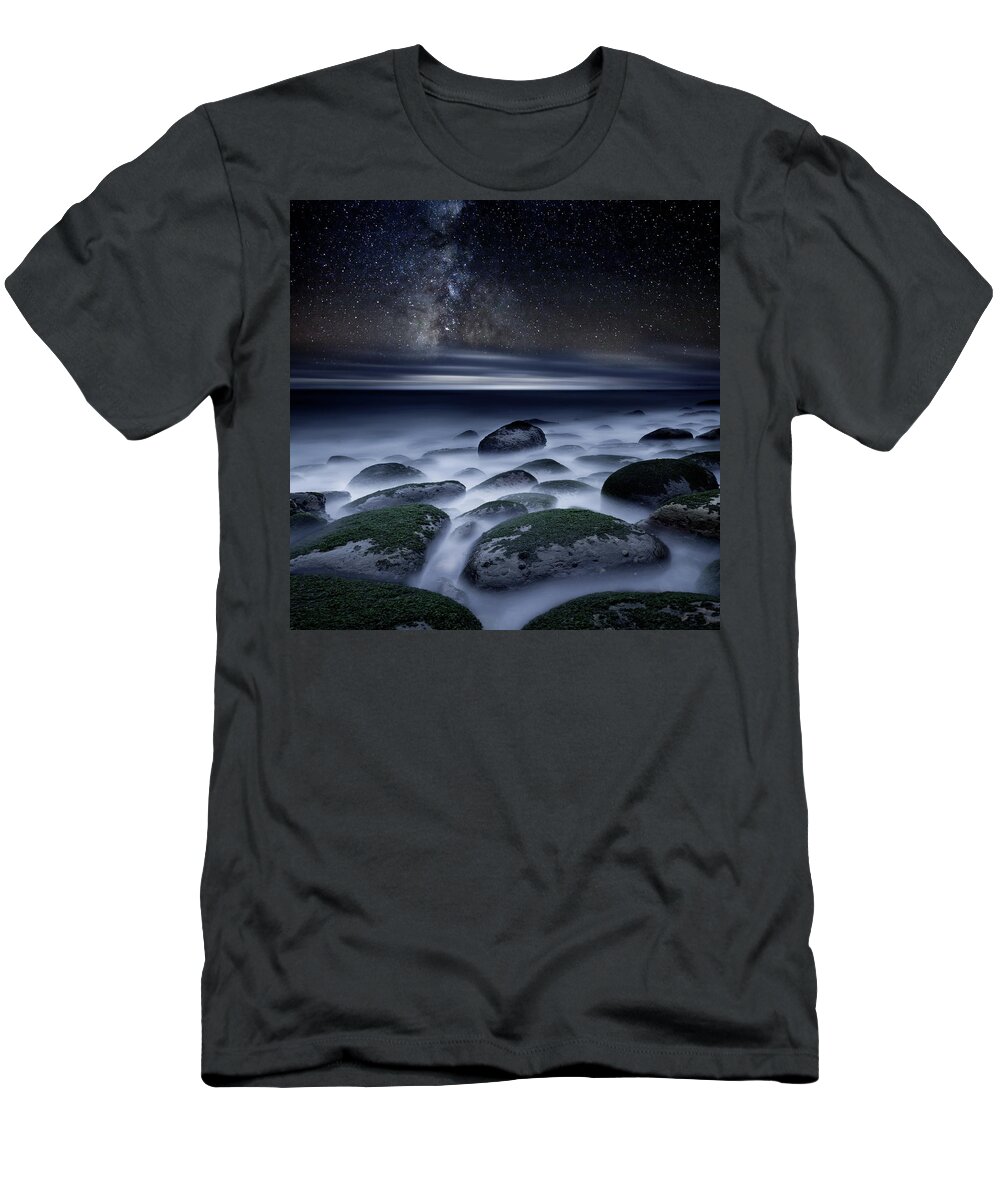 Night T-Shirt featuring the photograph Moonrise Echoes by Jorge Maia