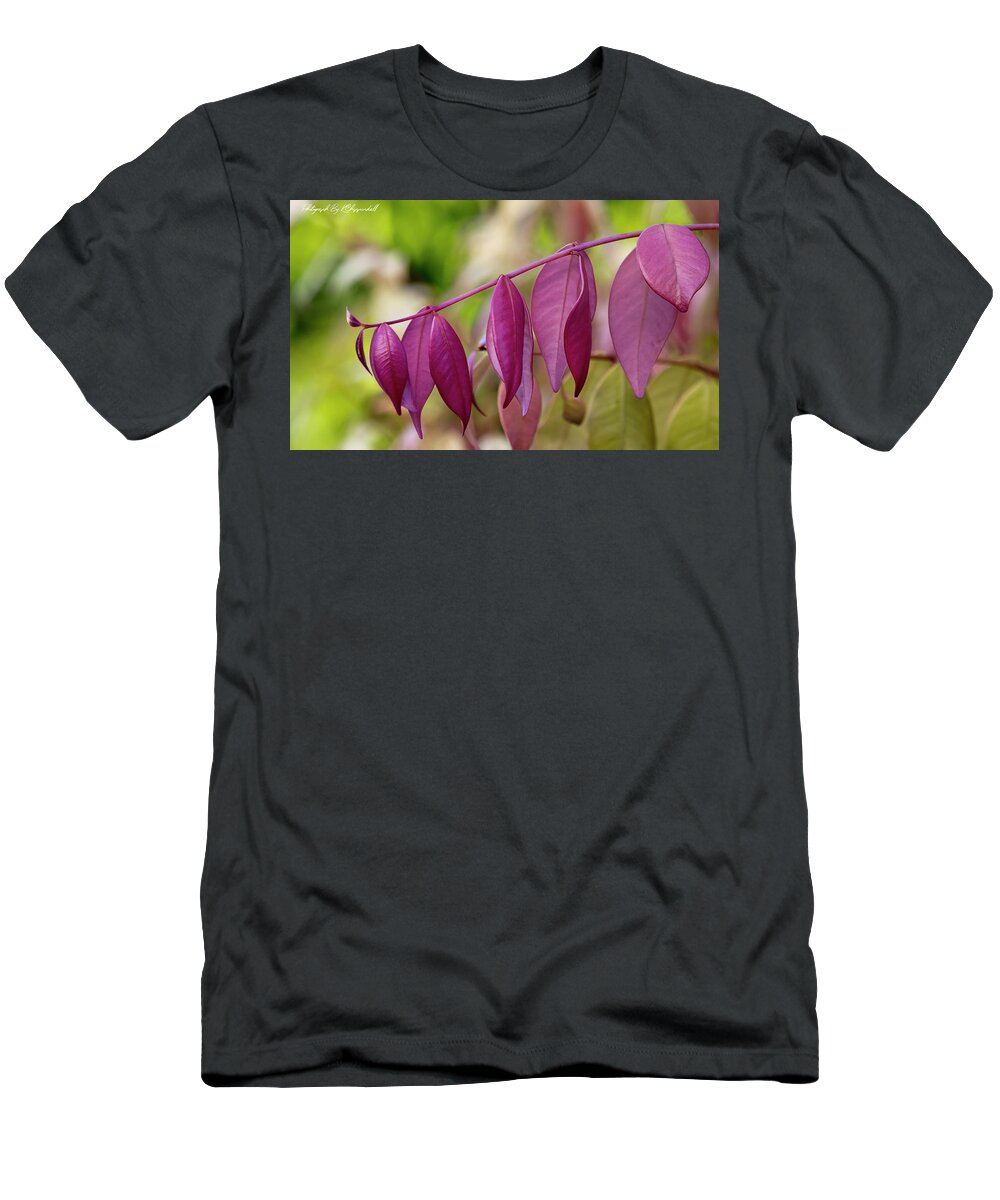 Natures Beauty T-Shirt featuring the digital art Natures beauty 70003 by Kevin Chippindall