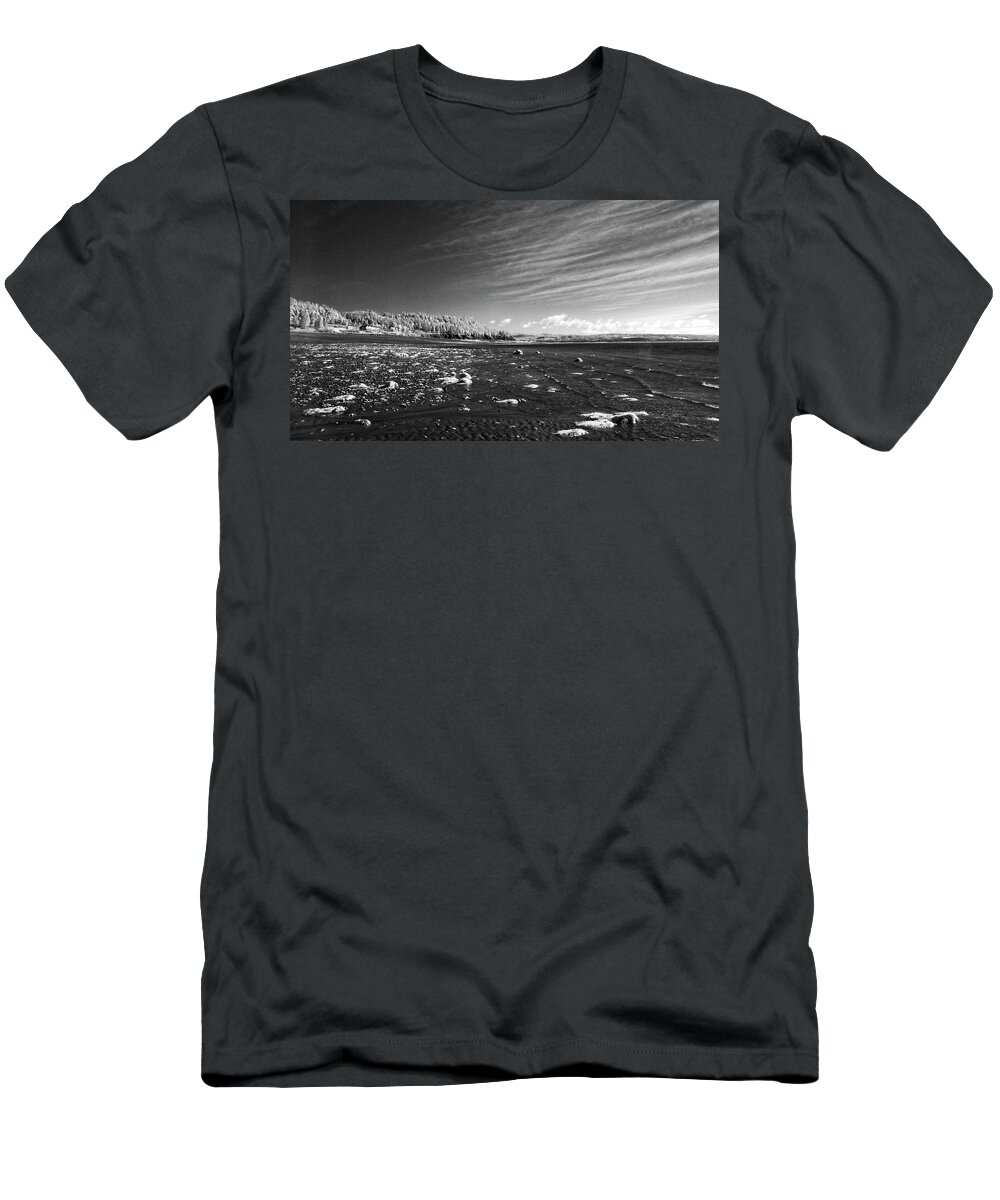 Infra Red T-Shirt featuring the photograph Ottawa House by Alan Norsworthy
