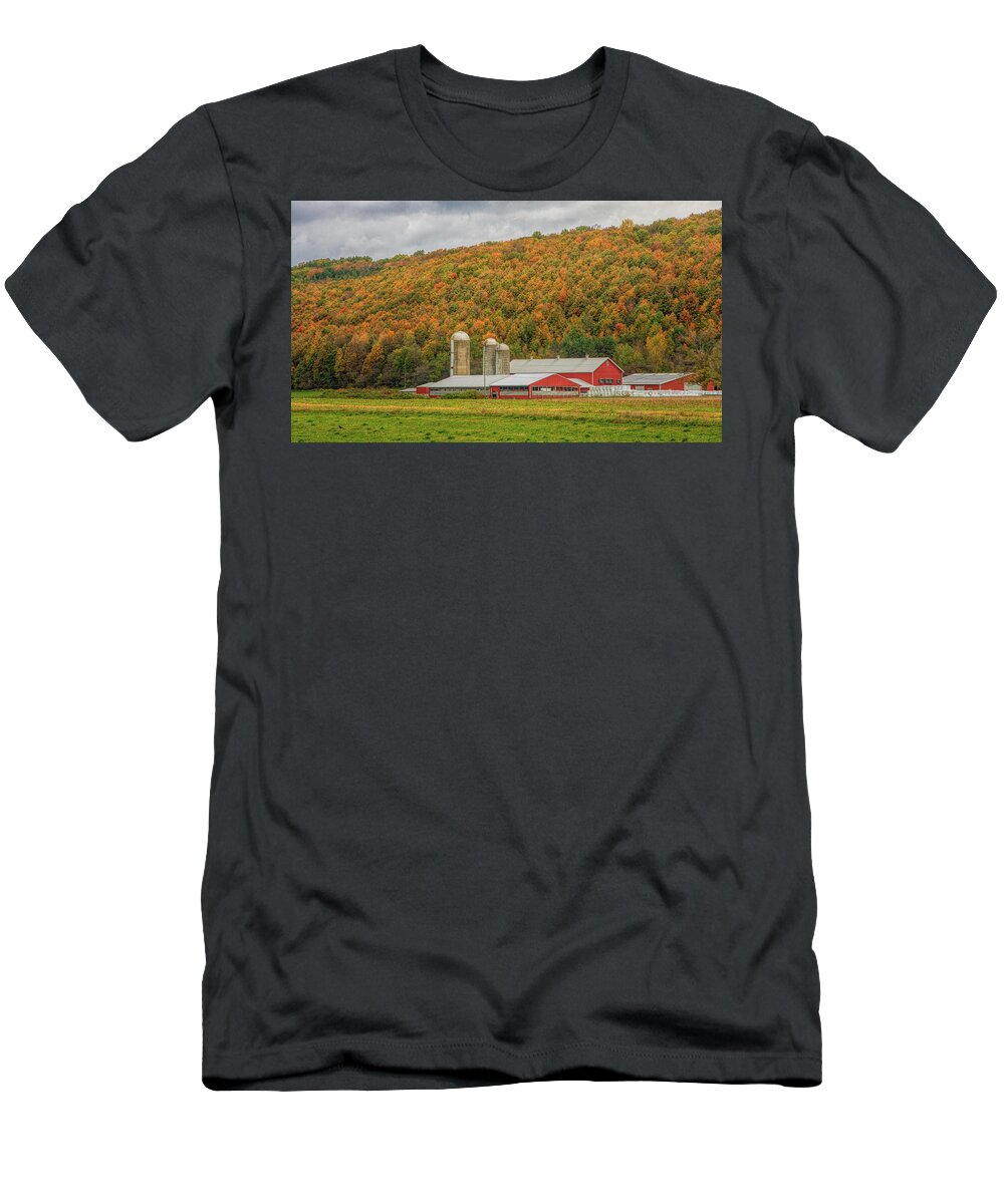 Barn T-Shirt featuring the photograph Red Barns in Autumn by Rod Best