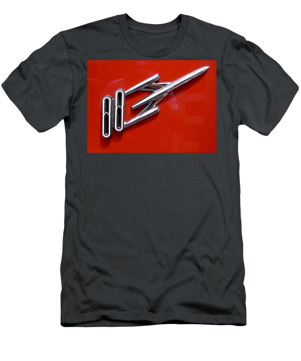 Rocket 88 T-Shirt featuring the photograph Rocet 88 by Alan Johnson