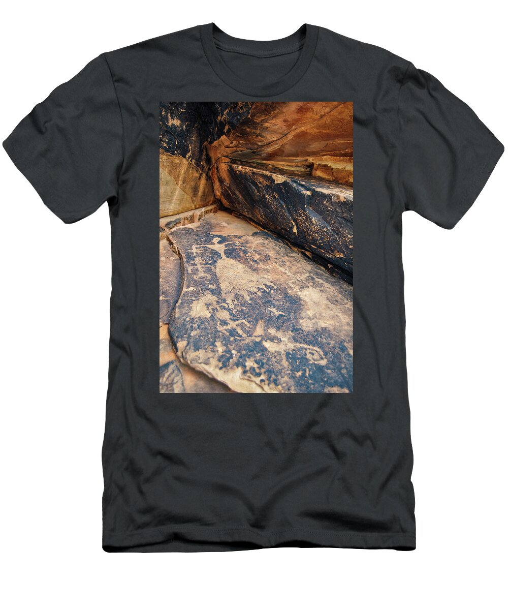 Rock Art Ranch T-Shirt featuring the photograph Rock Art Ranch Bear Paw Zoomorph by Kyle Hanson