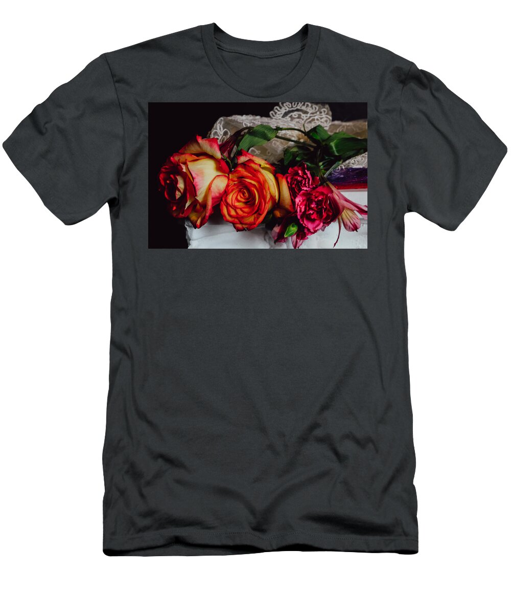 Flowers Roses Canada France Utah Wisconsin Door County Michigan Nebraska Oakland A Beverly Hills Hollywood Washington Dc T-Shirt featuring the photograph Roses by Windshield Photography
