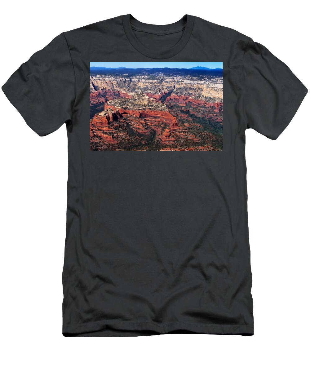 Red Rock Cliffs Sedona Arizona Fstop101 Landscape T-Shirt featuring the photograph Sedona Arizona by Geno