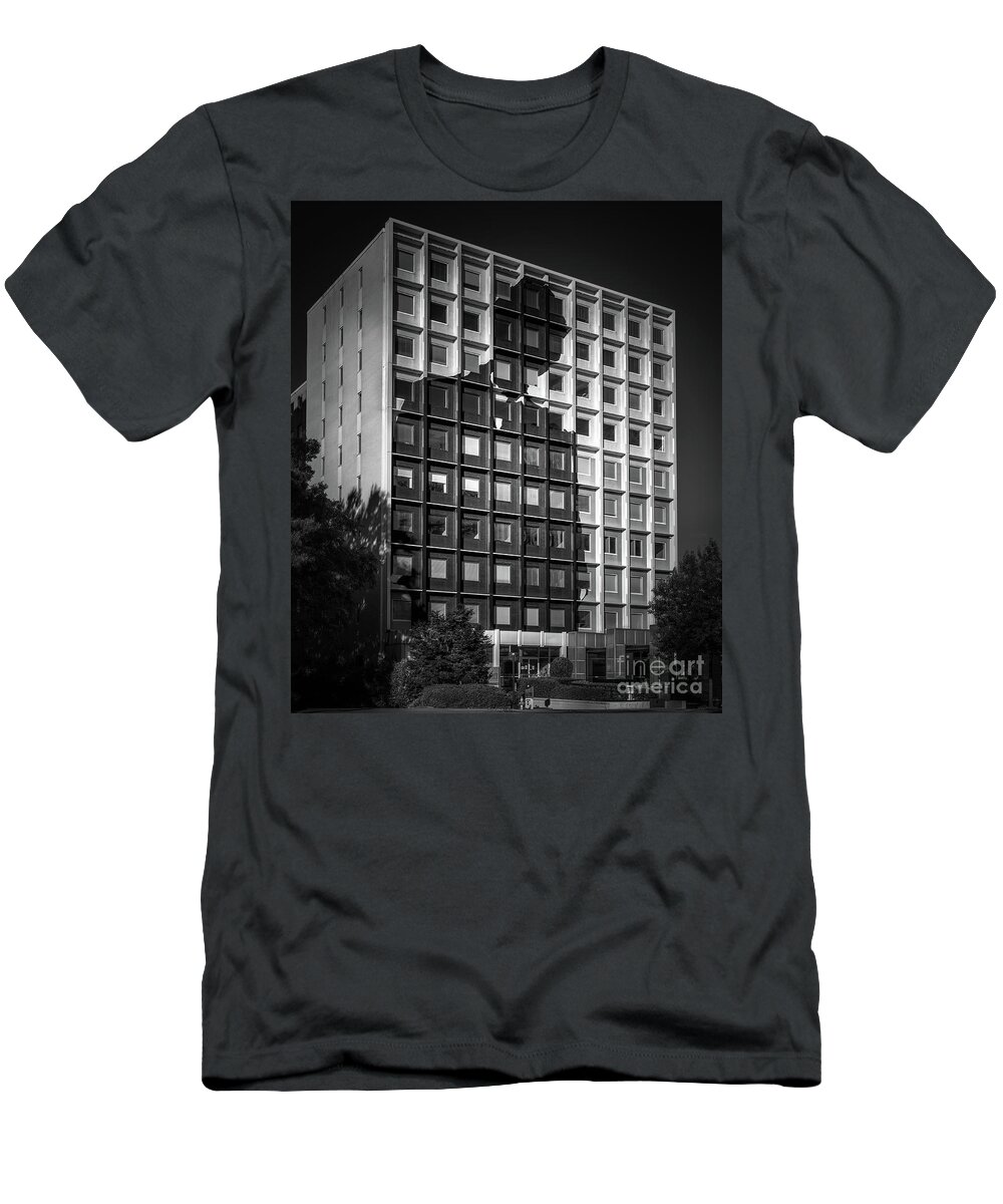 1447 Peachtree Street T-Shirt featuring the photograph Silhouette Building by Doug Sturgess