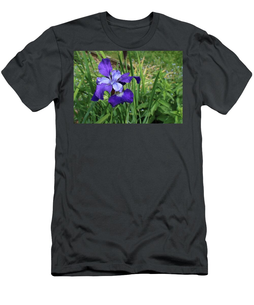 Iris T-Shirt featuring the photograph Simply Iris by Kenneth Pope