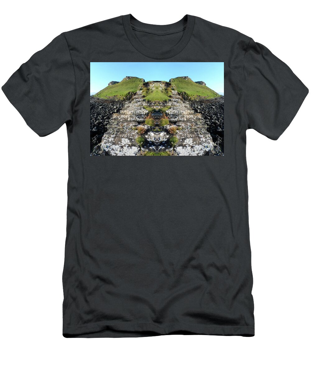 Isle Of Skye T-Shirt featuring the photograph Staidhre by PJ Kirk