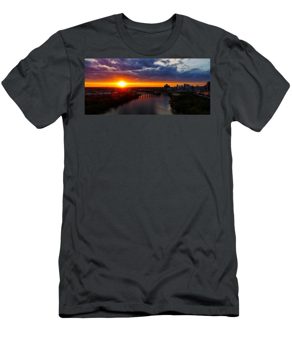  T-Shirt featuring the photograph Sunset over the James and city by Stephen Dorton